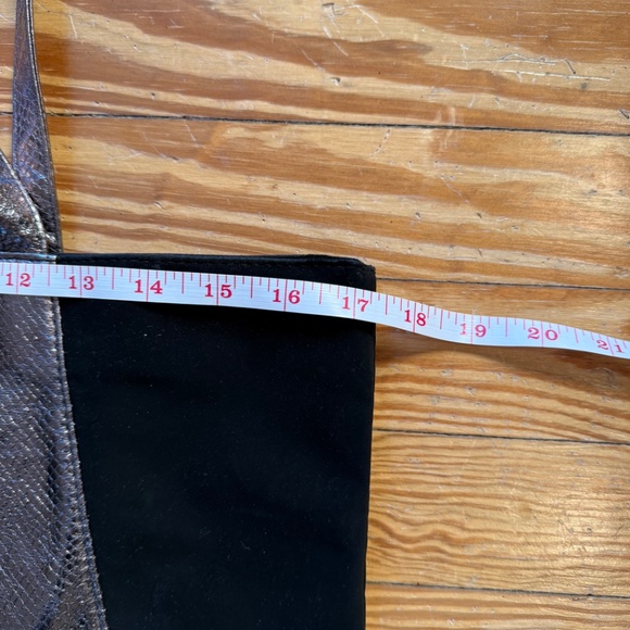 Jimmy Choo Parfums black and silver metallic large vegan leather shopper tote - Picture 3 of 8